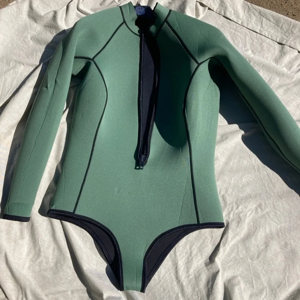 XL plus size Wetsuit DD-H cup 3mm spring suit cold water busty fit - Picture 1 of 3